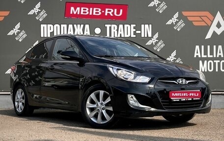 Hyundai Solaris II рестайлинг, 2011 год, 810 000 рублей, 1 фотография