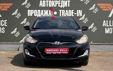 Hyundai Solaris II рестайлинг, 2011 год, 810 000 рублей, 2 фотография