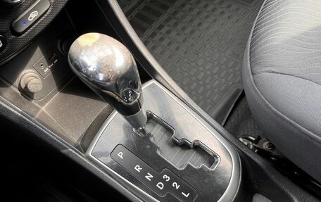 Hyundai Solaris II рестайлинг, 2011 год, 810 000 рублей, 24 фотография