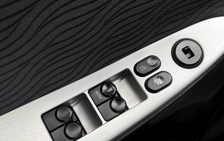 Hyundai Solaris II рестайлинг, 2011 год, 810 000 рублей, 22 фотография