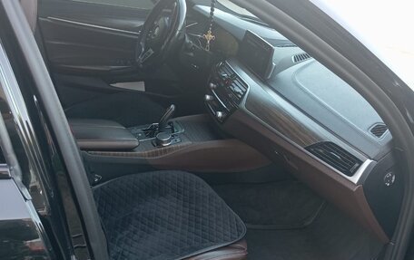 BMW 5 серия, 2019 год, 4 800 000 рублей, 6 фотография