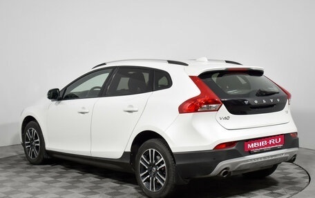 Volvo V40 Cross Country I, 2017 год, 1 789 000 рублей, 7 фотография
