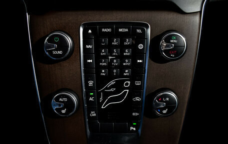 Volvo V40 Cross Country I, 2017 год, 1 789 000 рублей, 17 фотография