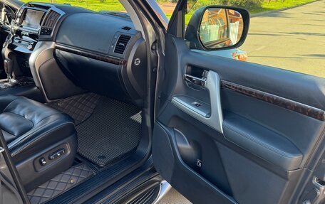 Toyota Land Cruiser 200, 2014 год, 4 300 000 рублей, 8 фотография