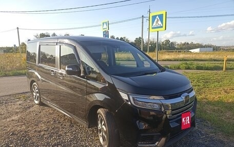 Honda Stepwgn IV, 2020 год, 2 200 000 рублей, 1 фотография