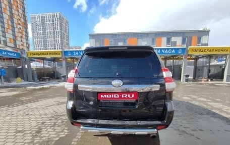 Toyota Land Cruiser Prado 150 рестайлинг 2, 2014 год, 3 500 000 рублей, 5 фотография