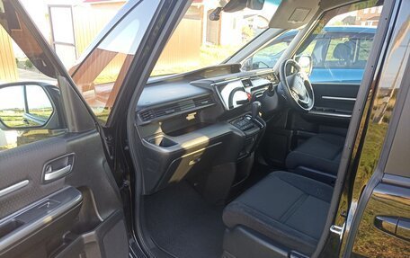 Honda Stepwgn IV, 2020 год, 2 200 000 рублей, 6 фотография