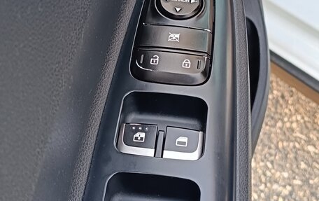 KIA Rio IV, 2018 год, 1 380 000 рублей, 12 фотография