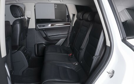 Volkswagen Touareg III, 2017 год, 3 286 000 рублей, 9 фотография