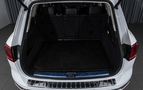 Volkswagen Touareg III, 2017 год, 3 286 000 рублей, 25 фотография