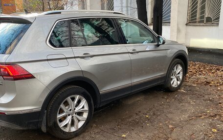 Volkswagen Tiguan II, 2017 год, 2 650 000 рублей, 2 фотография