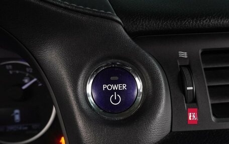 Lexus CT I рестайлинг, 2011 год, 1 099 000 рублей, 17 фотография