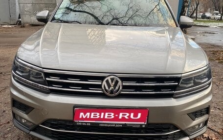 Volkswagen Tiguan II, 2017 год, 2 650 000 рублей, 4 фотография
