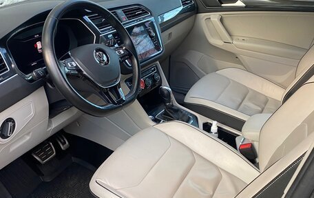 Volkswagen Tiguan II, 2017 год, 2 650 000 рублей, 10 фотография