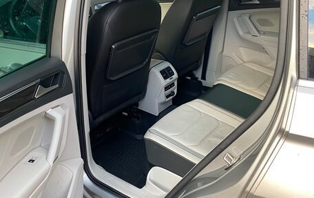 Volkswagen Tiguan II, 2017 год, 2 650 000 рублей, 8 фотография