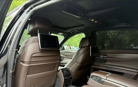 BMW 7 серия, 2013 год, 2 500 000 рублей, 23 фотография