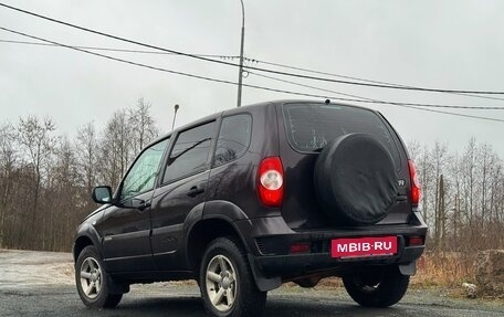 Chevrolet Niva I рестайлинг, 2017 год, 600 000 рублей, 4 фотография