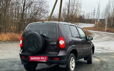 Chevrolet Niva I рестайлинг, 2017 год, 600 000 рублей, 5 фотография