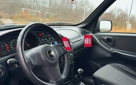 Chevrolet Niva I рестайлинг, 2017 год, 600 000 рублей, 6 фотография
