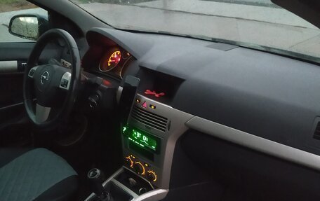 Opel Astra H, 2007 год, 223 000 рублей, 8 фотография