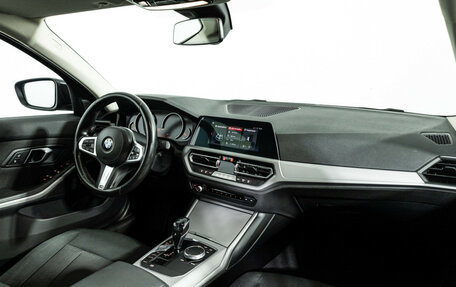 BMW 3 серия, 2019 год, 2 999 999 рублей, 9 фотография