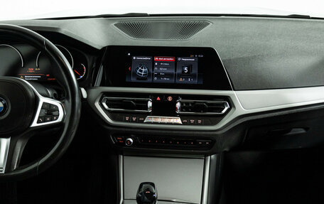 BMW 3 серия, 2019 год, 2 999 999 рублей, 14 фотография