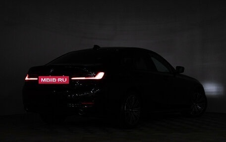 BMW 3 серия, 2019 год, 2 999 999 рублей, 28 фотография