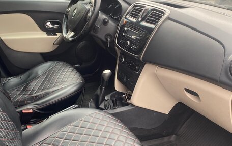 Renault Logan II, 2014 год, 500 000 рублей, 8 фотография