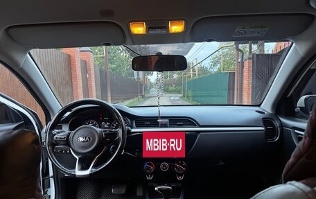 KIA Rio IV, 2018 год, 1 600 000 рублей, 10 фотография