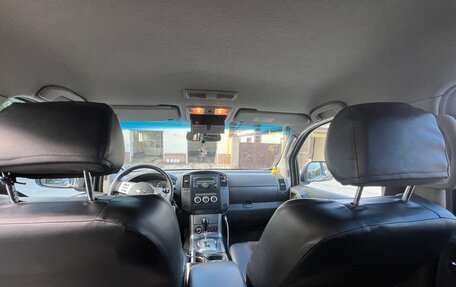 Nissan Navara (Frontier), 2011 год, 1 900 000 рублей, 9 фотография