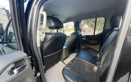 Nissan Navara (Frontier), 2011 год, 1 900 000 рублей, 10 фотография