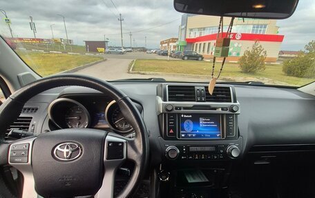 Toyota Land Cruiser Prado 150 рестайлинг 2, 2015 год, 3 750 000 рублей, 6 фотография