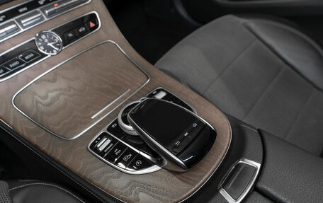 Mercedes-Benz E-Класс, 2020 год, 3 190 000 рублей, 13 фотография