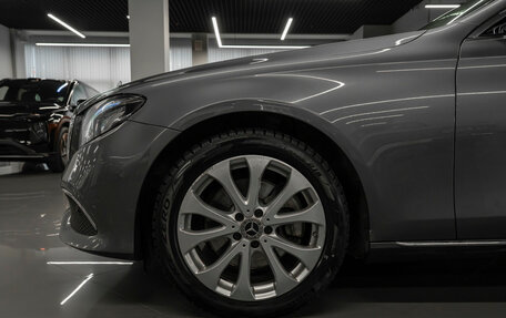 Mercedes-Benz E-Класс, 2020 год, 3 190 000 рублей, 20 фотография