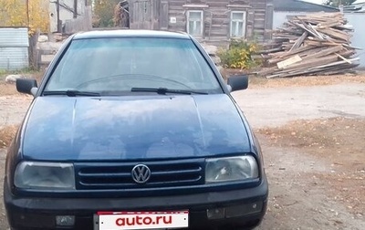 Volkswagen Vento, 1994 год, 80 000 рублей, 1 фотография