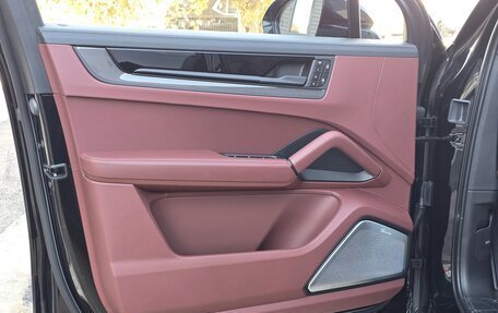 Porsche Cayenne III, 2025 год, 24 790 000 рублей, 7 фотография