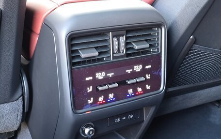 Porsche Cayenne III, 2025 год, 24 790 000 рублей, 23 фотография