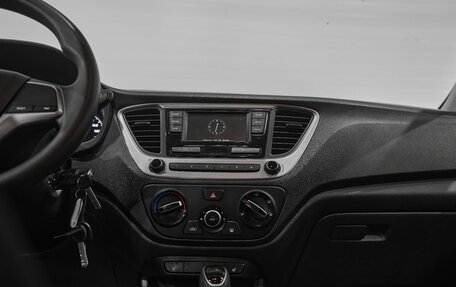 Hyundai Solaris II рестайлинг, 2018 год, 1 430 000 рублей, 33 фотография