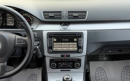 Volkswagen Passat B7, 2011 год, 740 000 рублей, 18 фотография