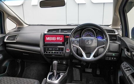 Honda Fit III, 2017 год, 1 230 000 рублей, 6 фотография