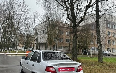 Daewoo Nexia I рестайлинг, 2010 год, 215 000 рублей, 3 фотография