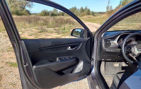KIA Rio IV, 2021 год, 1 250 000 рублей, 22 фотография