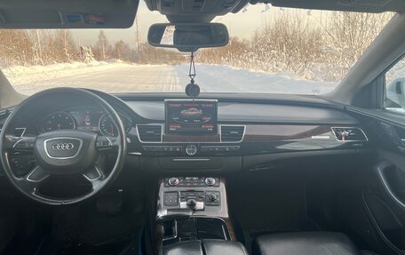 Audi A8, 2010 год, 1 400 000 рублей, 10 фотография