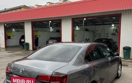 Volkswagen Jetta VI, 2016 год, 1 019 000 рублей, 3 фотография