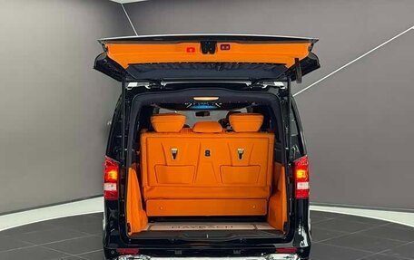 Mercedes-Benz Vito, 2025 год, 7 850 000 рублей, 5 фотография