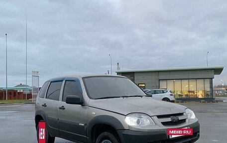 Chevrolet Niva I рестайлинг, 2015 год, 450 000 рублей, 2 фотография