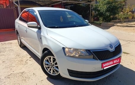Skoda Rapid I, 2015 год, 750 000 рублей, 4 фотография