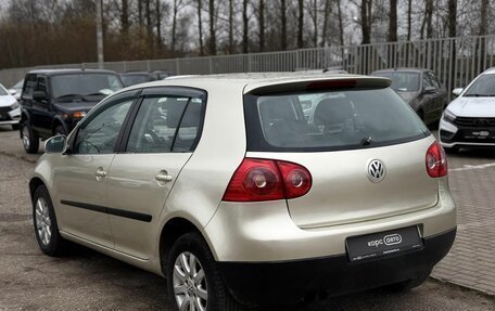 Volkswagen Golf V, 2004 год, 449 000 рублей, 5 фотография