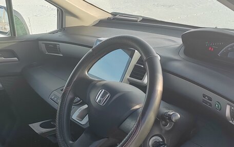 Honda Freed I, 2011 год, 999 999 рублей, 5 фотография