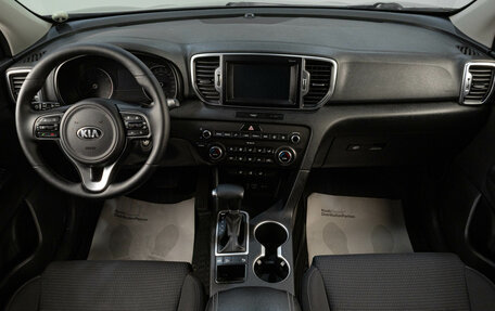 KIA Sportage IV рестайлинг, 2017 год, 1 519 000 рублей, 10 фотография